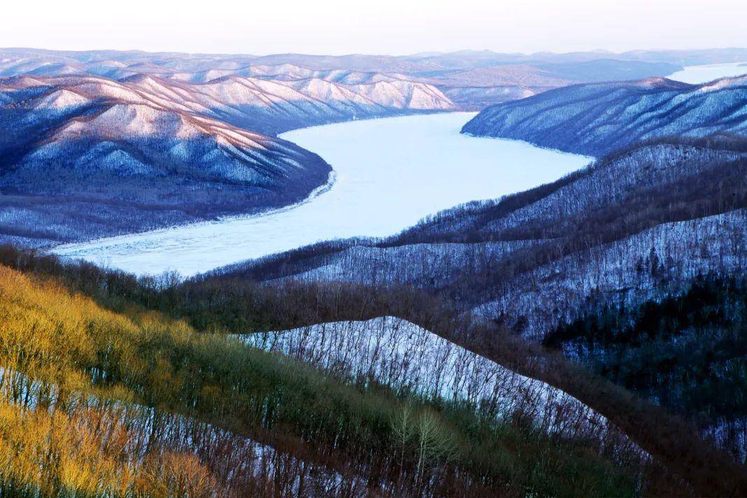 黑龙江冰雪王国，冬日仙境邀您共赴冰上之旅🏔️🌟